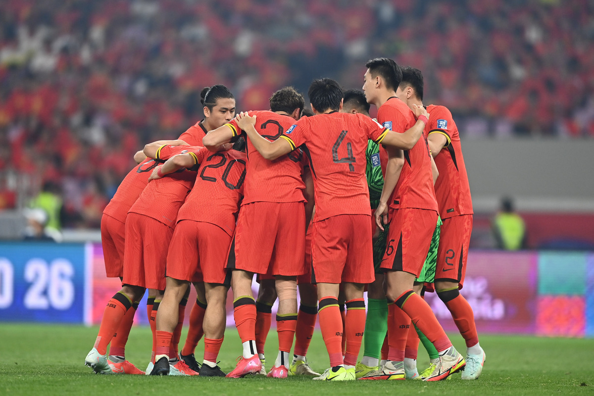 中国足球联赛轰动全民,球员们备战状态良好的简单介绍 中国足球联赛轰动全民,球员们备战状态良好的简单介绍